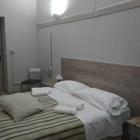 Pensión 7 *